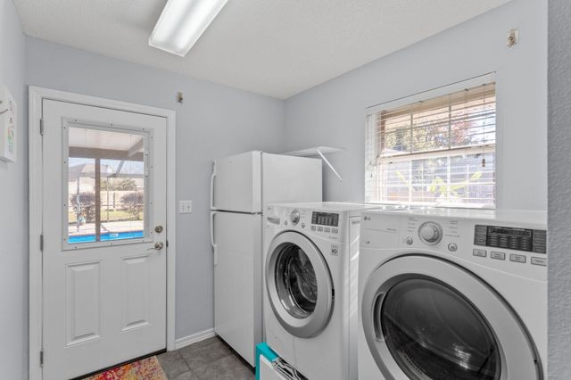 2314 Miami Court, Navarre, FL 32566