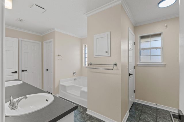 2314 Miami Court, Navarre, FL 32566