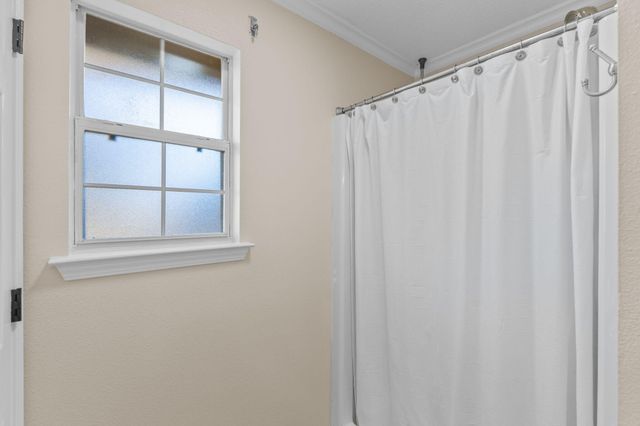 2314 Miami Court, Navarre, FL 32566