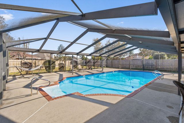 2314 Miami Court, Navarre, FL 32566