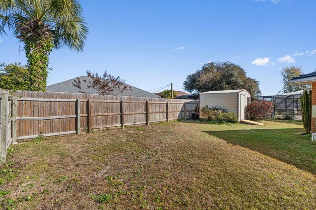 2314 Miami Court, Navarre, FL 32566