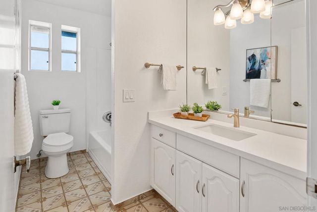 7187 Ruane, San Diego, CA 92119