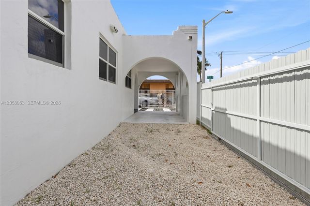 1909 NW 62nd St, Miami, FL 33147