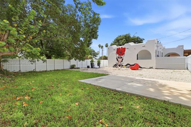 1909 NW 62nd St, Miami, FL 33147
