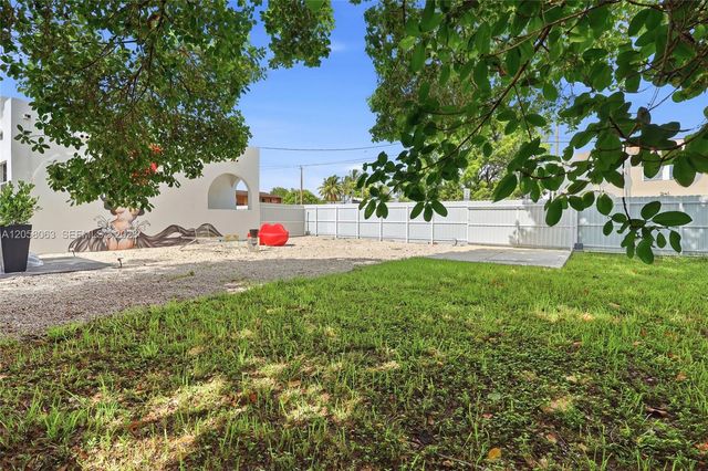 1909 NW 62nd St, Miami, FL 33147