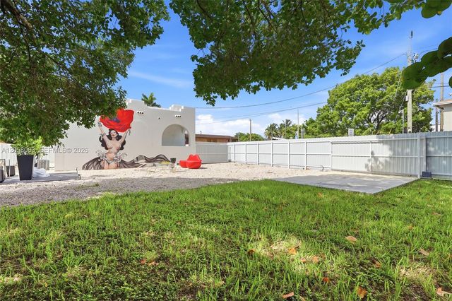 1909 NW 62nd St, Miami, FL 33147