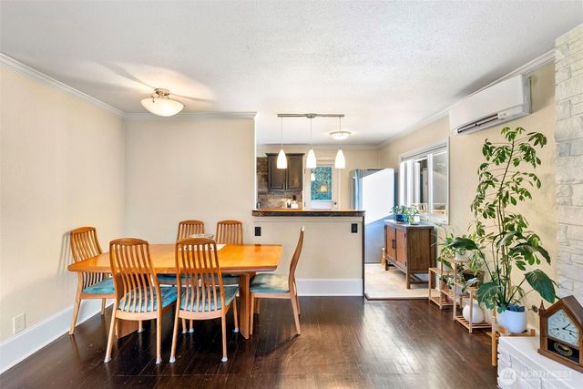 14825 NW Holly Road, Seabeck, WA 98380