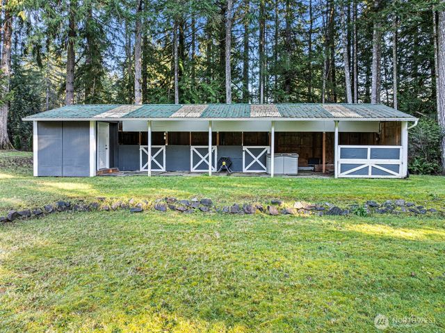 14825 NW Holly Road, Seabeck, WA 98380