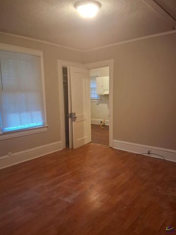 1247 Brentwood Avenue, Macon, GA 31204