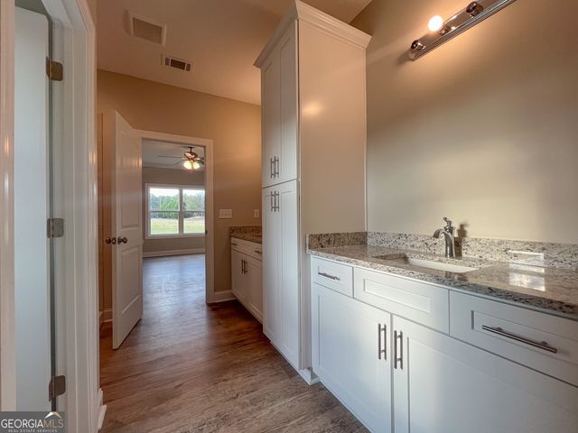 522 Clearwater Cir Road, Dublin, GA 31021