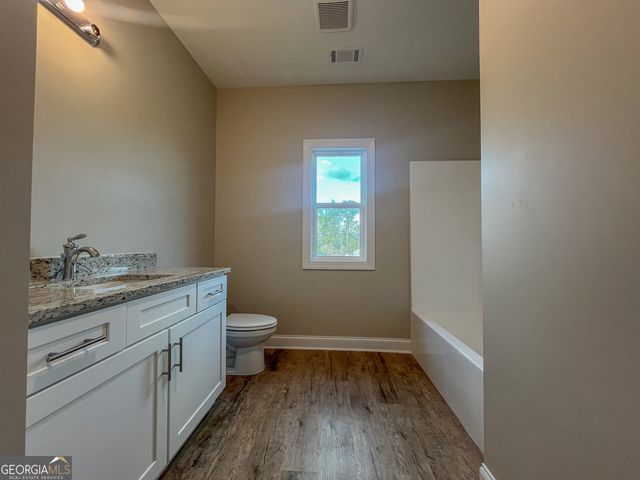 522 Clearwater Cir Road, Dublin, GA 31021