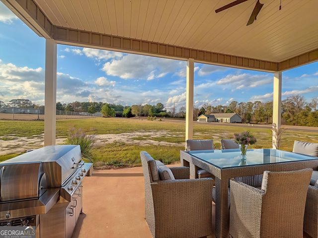 522 Clearwater Cir Road, Dublin, GA 31021