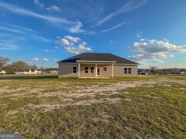 522 Clearwater Cir Road, Dublin, GA 31021