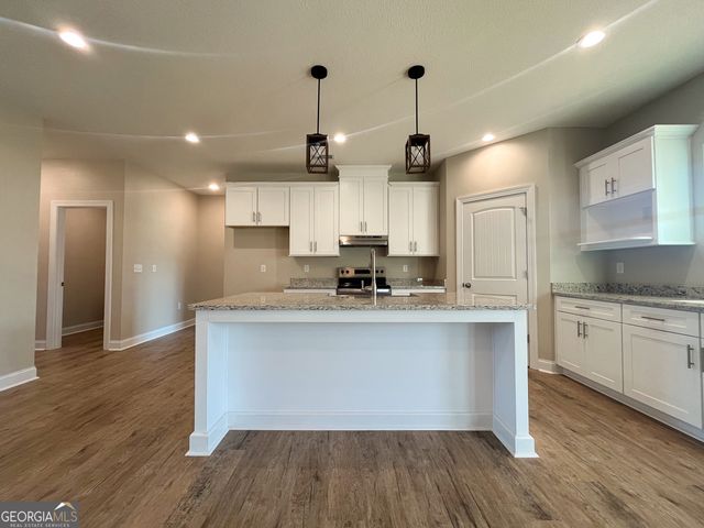 522 Clearwater Cir Road, Dublin, GA 31021