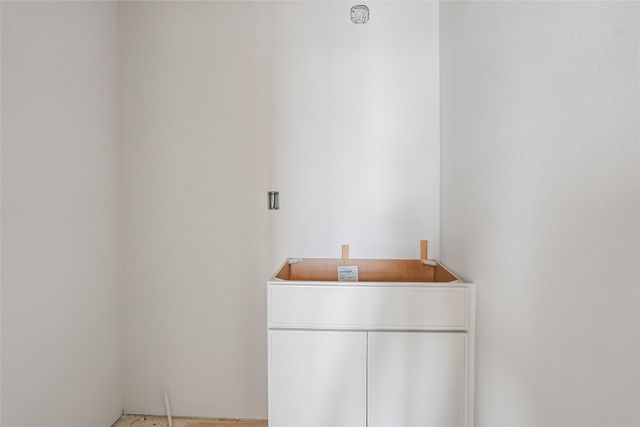 1608 N G Street, Indianola, IA 50125