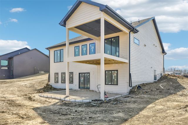 1608 N G Street, Indianola, IA 50125