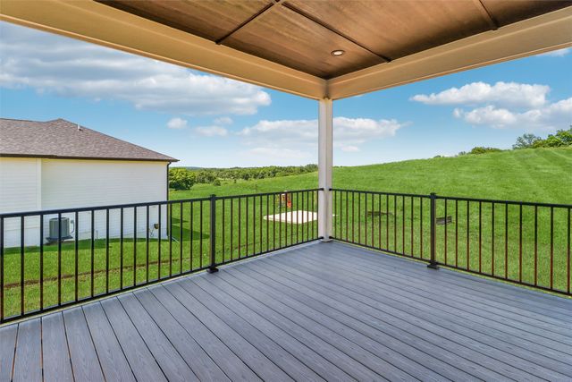 1608 N G Street, Indianola, IA 50125