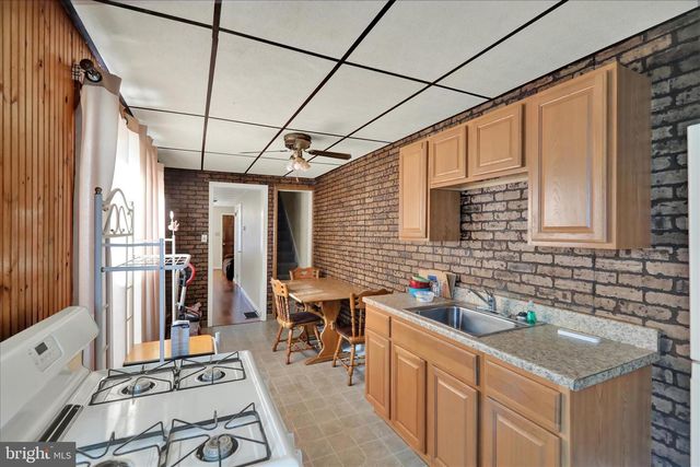 441 LINDEN ST, Reading, PA 19604