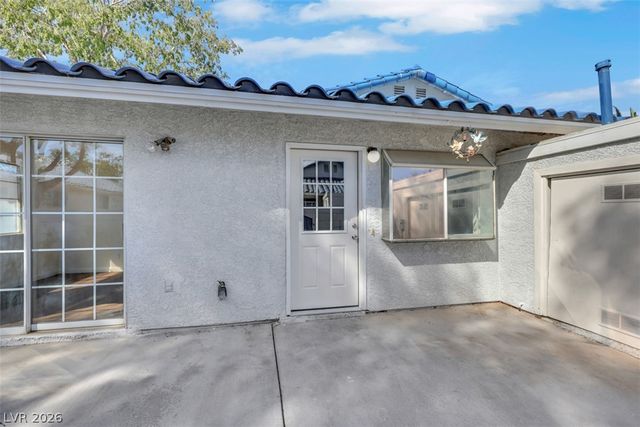 2137 Petersham Court C, Las Vegas, NV 89108