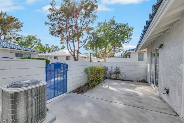2137 Petersham Court C, Las Vegas, NV 89108