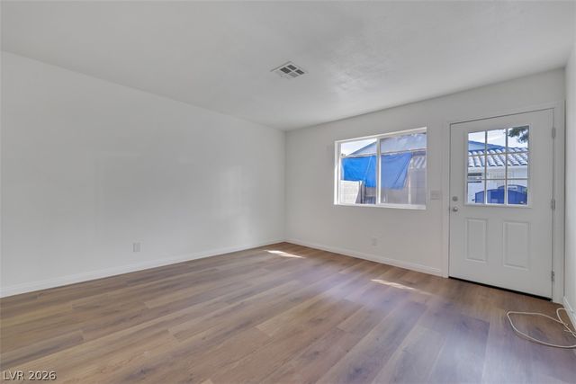 2137 Petersham Court C, Las Vegas, NV 89108