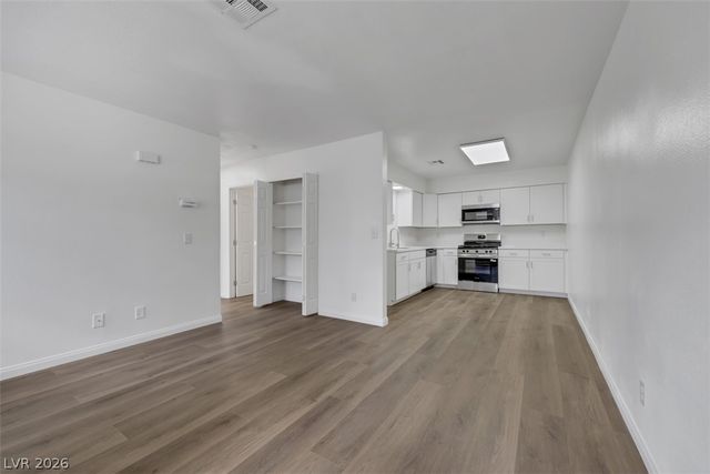 2137 Petersham Court C, Las Vegas, NV 89108