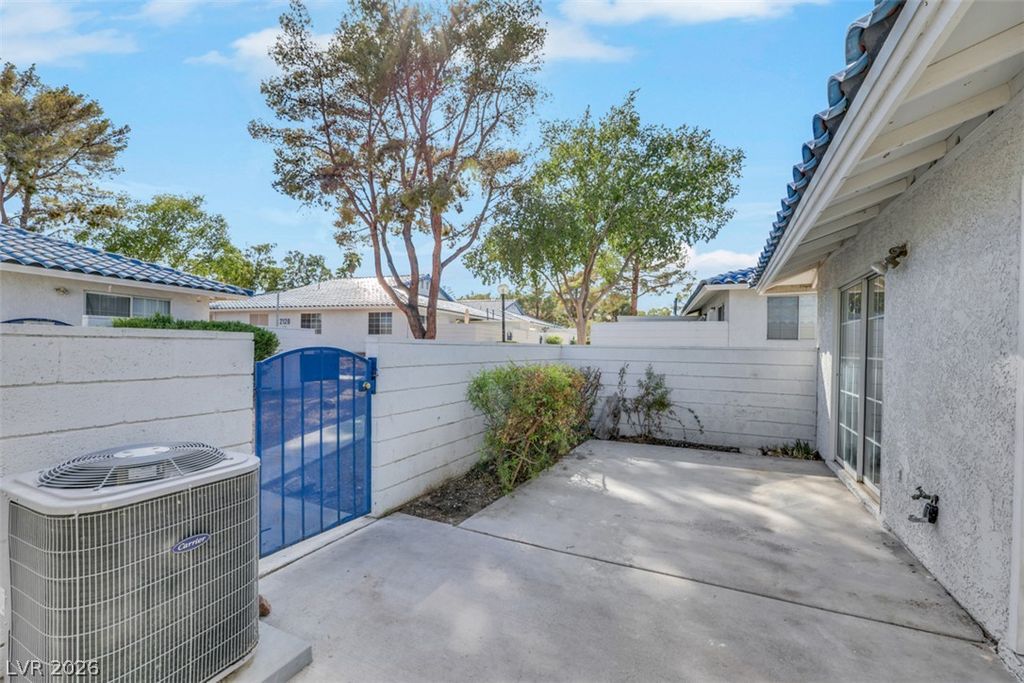 2137 Petersham Court C, Las Vegas, NV 89108 — photo 4
