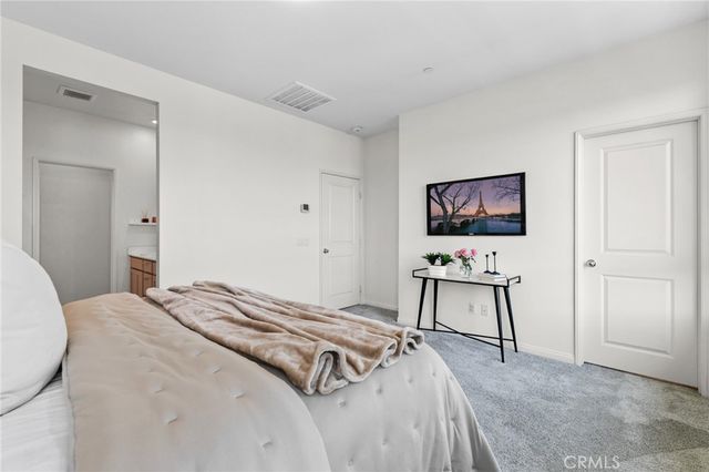 172 Bahia, Covina, CA 91722
