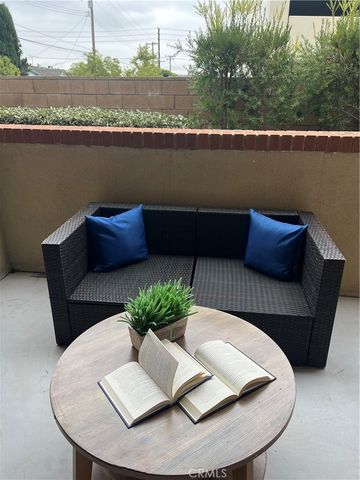 172 Bahia, Covina, CA 91722