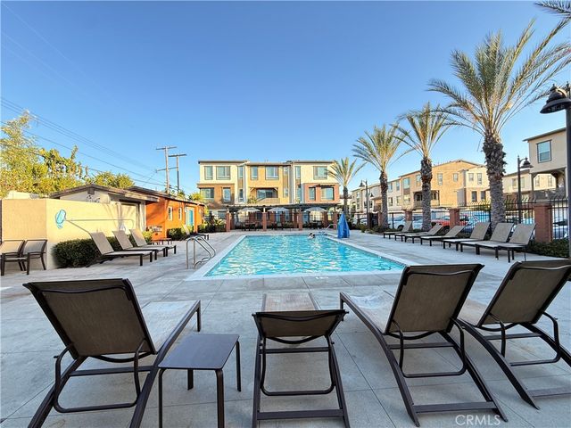 172 Bahia, Covina, CA 91722