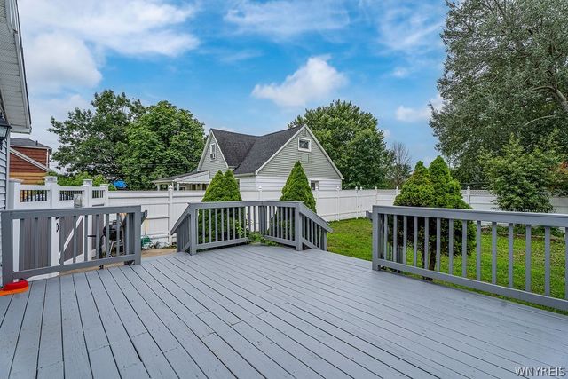 44 Frederick Street, Cheektowaga, NY 14227