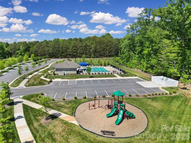 107 Spring Hall Drive, Troutman, NC 28166