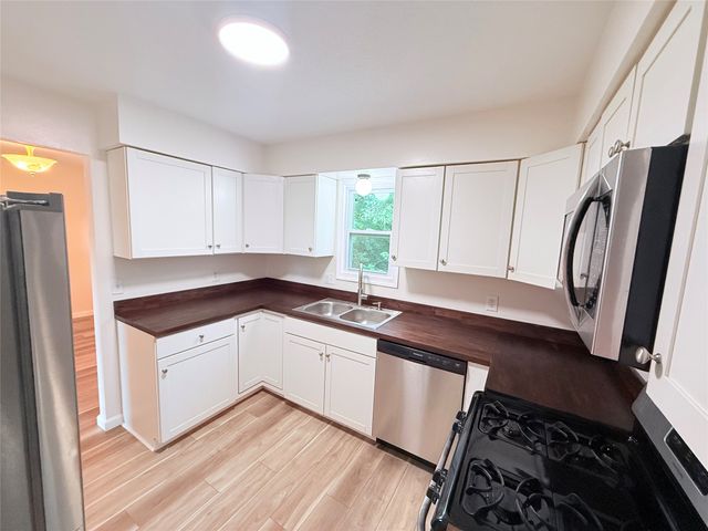 1520 E 30TH Street, Erie, PA 16510