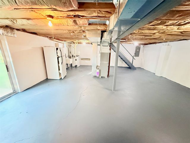 1520 E 30TH Street, Erie, PA 16510