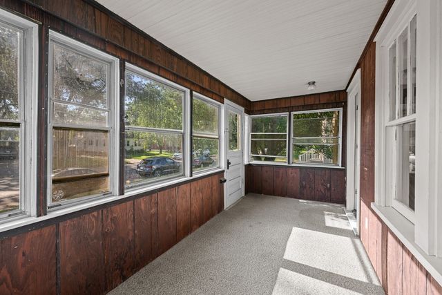 437 12th Street, Silvis, IL 61282
