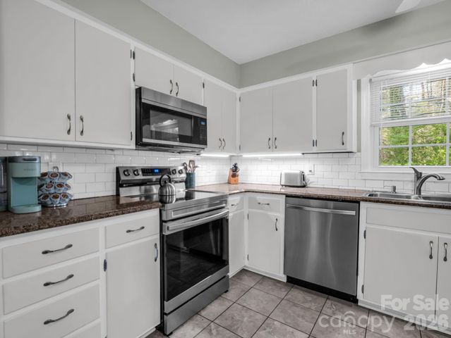 101 Boyd Drive 2A, Flat Rock, NC 28731
