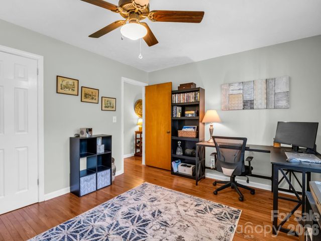 101 Boyd Drive 2A, Flat Rock, NC 28731