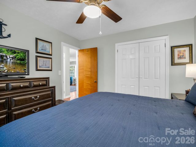 101 Boyd Drive 2A, Flat Rock, NC 28731