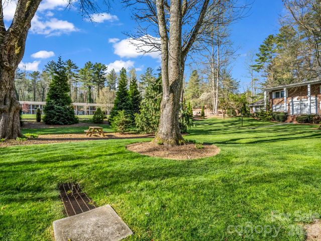 101 Boyd Drive 2A, Flat Rock, NC 28731