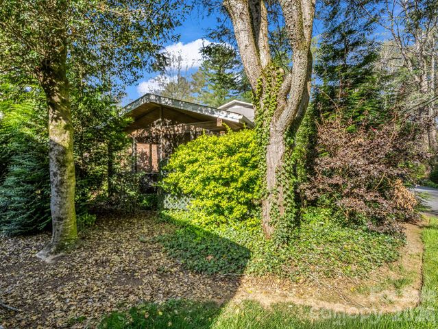 101 Boyd Drive 2A, Flat Rock, NC 28731
