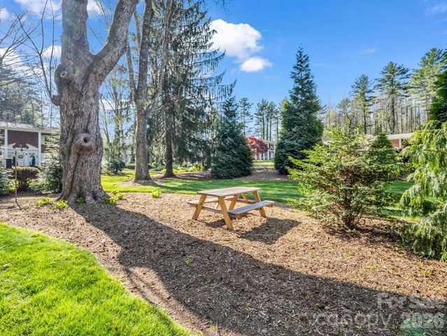 101 Boyd Drive 2A, Flat Rock, NC 28731