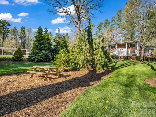 101 Boyd Drive 2A, Flat Rock, NC 28731