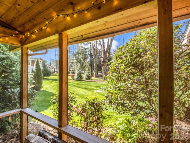 101 Boyd Drive 2A, Flat Rock, NC 28731