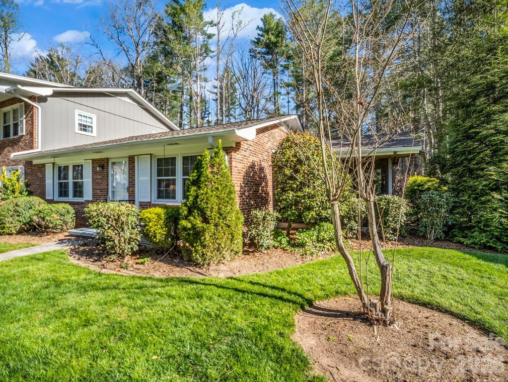 101 Boyd Drive 2A, Flat Rock, NC 28731
