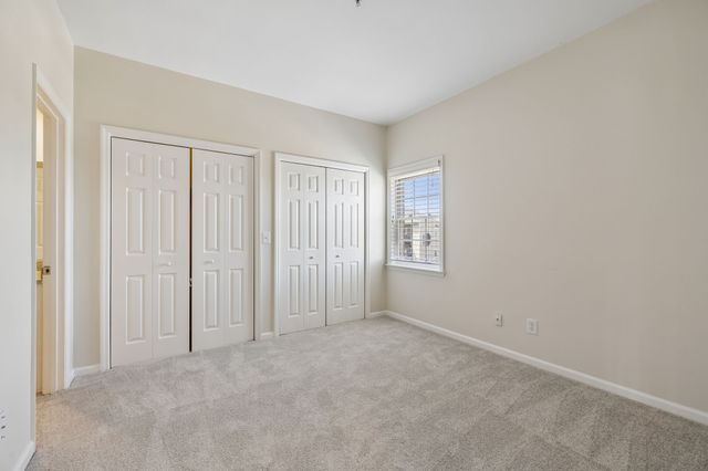 130 W End Pl, Nashville, TN 37205