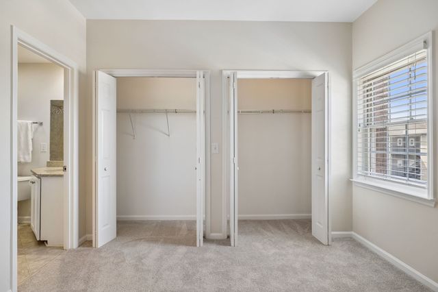 130 W End Pl, Nashville, TN 37205