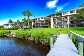 624 SW St Lucie Crescent 302, Stuart, FL 34994
