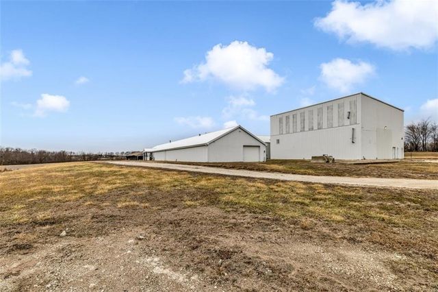 6166 US-169 Highway, Trimble, MO 64492