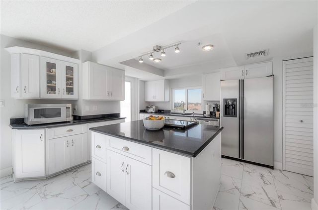 201 W LAUREL STREET 1012, Tampa, FL 33602