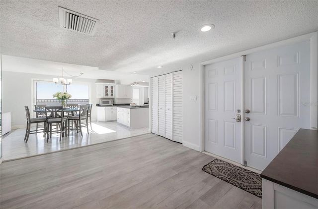 201 W LAUREL STREET 1012, Tampa, FL 33602